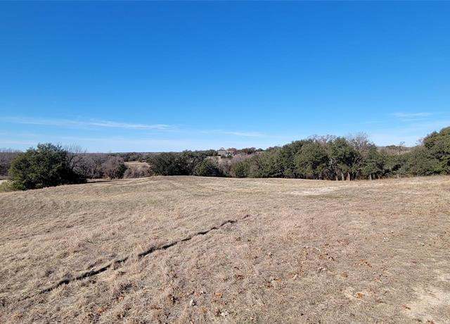 Property at 245 Bishop Dr, Weatherford, TX 76088