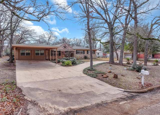 Property at 1480 Woodland Dr, Canton, TX 75103, 3 beds, 2 baths