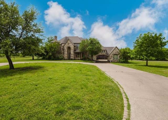 Property at 12112 Coolwater Cir, Forney, TX 75126, 5 beds, 4.5 baths