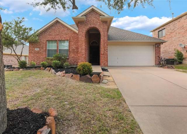 Property at 5208 Summit View Dr, Mckinney, TX 75071, 3 beds, 2 baths