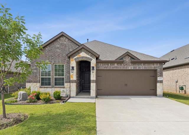 Property at 11004 Los Alamos Dr, Aubrey, TX 76227, 3 beds, 2 baths