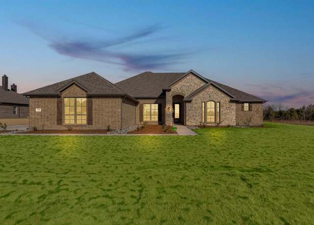 Property at 310 Brown Rd, Leonard, TX 75452, 3 beds, 3 baths