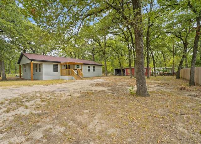 Property at 310 Eagle Dr, Gun Barrel City, TX 75156, 3 beds, 2 baths