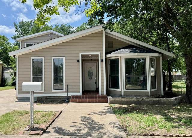 Property at 3107 Hale Ave, Fort Worth, TX 76106, 4 beds, 2 baths