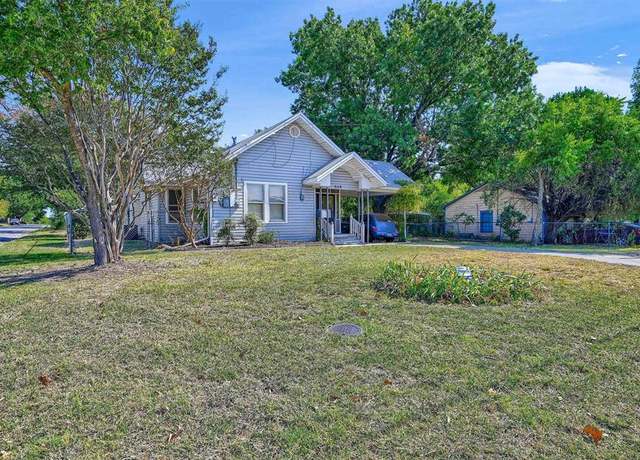 Property at 2119 N Woods St, Sherman, TX 75092, 2 beds, 1 bath