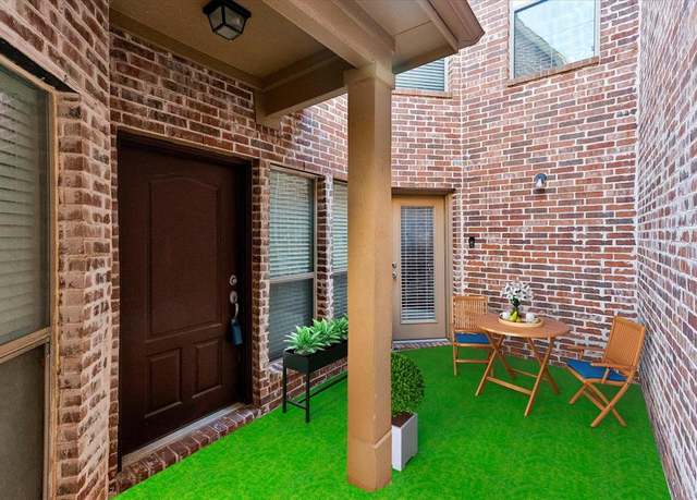 Property at 6735 Pistoia Dr, Frisco, TX 75034, 2 beds, 2.5 baths