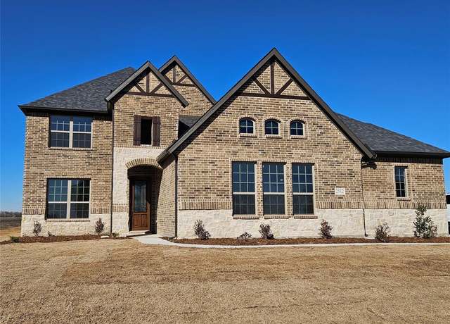 Property at 2512 Silo Rd, Howe, TX 75459, 4 beds, 3.5 baths