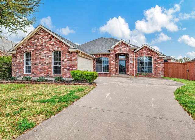 Property at 8105 Sawgrass Ln, Rowlett, TX 75089, 4 beds, 2.5 baths
