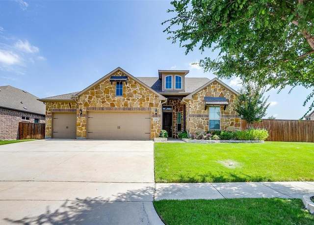 Property at 601 Mangrove Trl, Saginaw, TX 76131, 3 beds, 2.5 baths