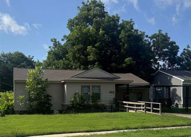 Property at 1601 Connally Ter, Arlington, TX 76010, 3 beds, 1 bath