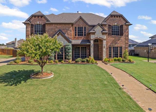 Property at 1165 River Rock Dr, Kennedale, TX 76060, 5 beds, 3.5 baths