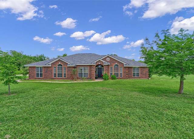 Property at 7575 Preston Rd, Denison, TX 75020, 4 beds, 3 baths