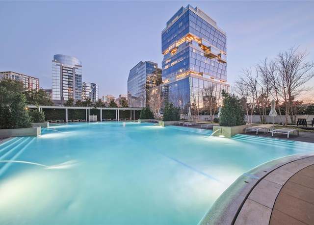 Property at 2900 Mckinnon St #404, Dallas, TX 75201, 2 beds, 2.5 baths
