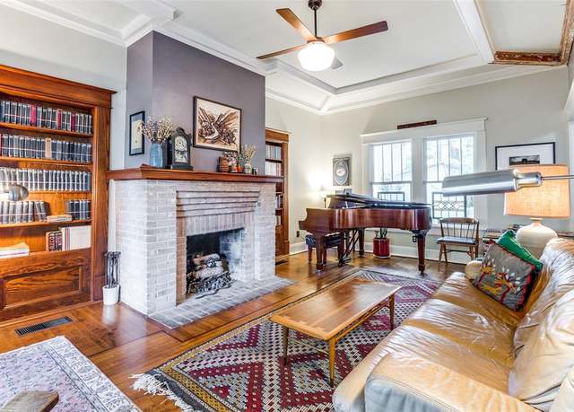 Property at 5020 Junius St, Dallas, TX 75214, 3 beds, 2.5 baths