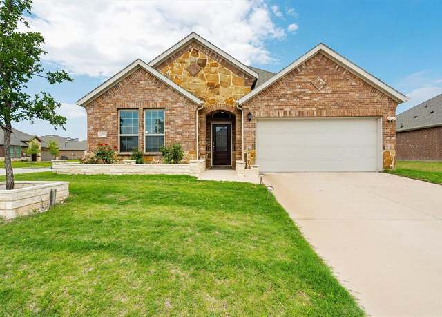 Property at 2812 Lilly Ln, Anna, TX 75409, 4 beds, 2 baths