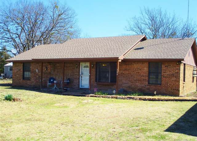 Property at 206 N Main St, Bailey, TX 75413, 3 beds, 2 baths