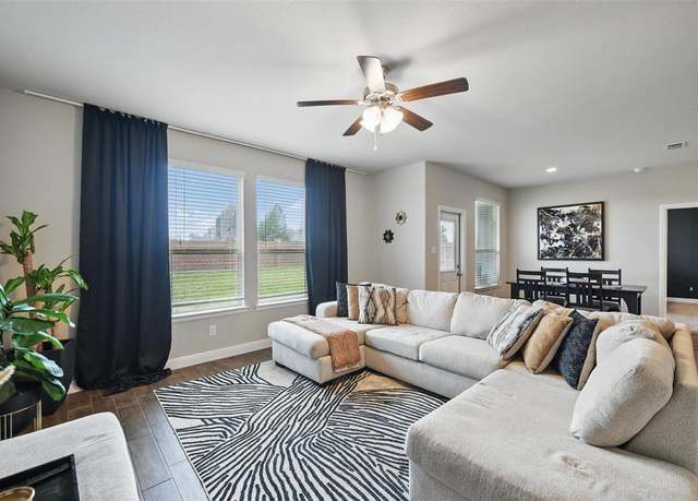Property at 11437 Leeson St, Fort Worth, TX 76052, 4 beds, 2 baths