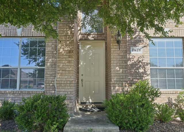 Property at 2929 Aurora Mist Dr, Little Elm, TX 75068, 4 beds, 3 baths