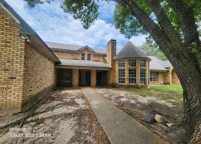 Property at 242 County Road 0006, Corsicana, TX 75110, 5 beds, 6.5 baths