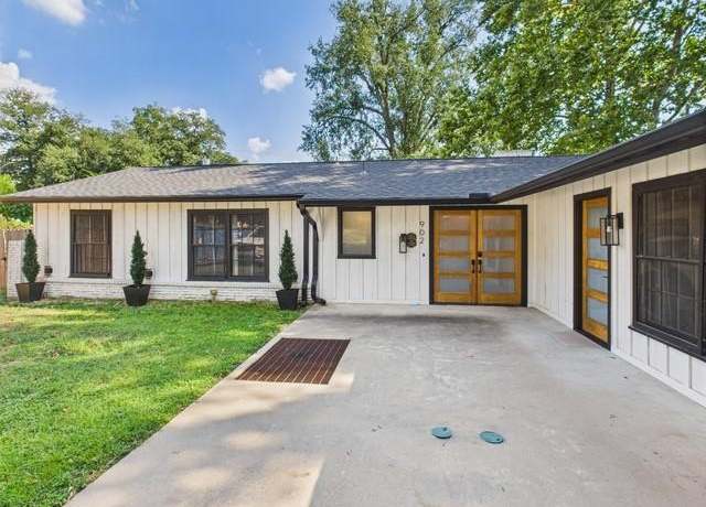 Property at 902 Ward Ln, Athens, TX 75751, 3 beds, 3 baths