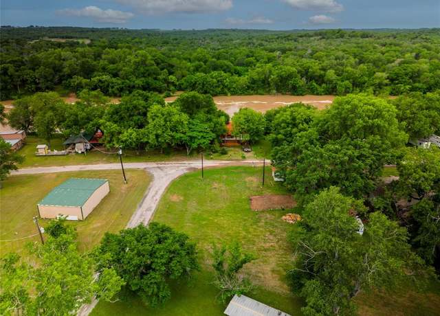 Property at 172 Chavez Trl, Weatherford, TX 76087