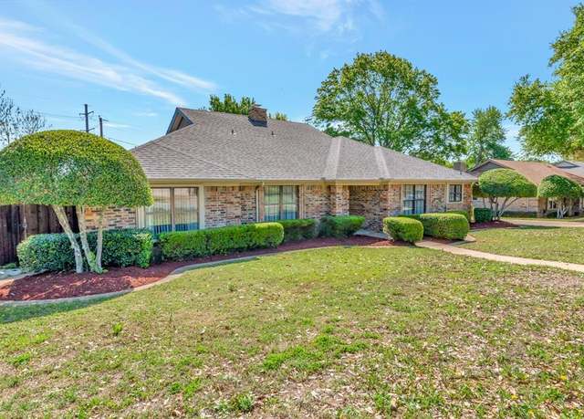 Property at 7420 Boca Raton Dr, North Richland Hills, TX 76182, 3 beds, 2 baths