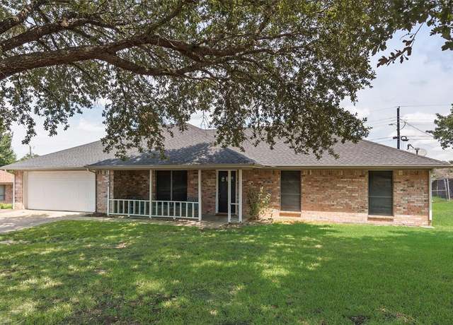 Property at 6268 Crest Ln, Oak Grove, TX 75142, 3 beds, 2 baths