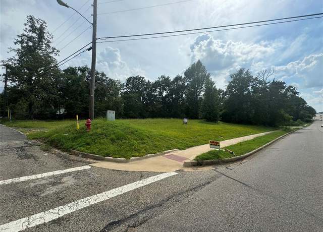 Property at 3328 W Erwin St, Tyler, TX 75702