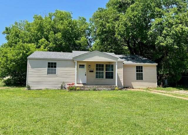 Property at 405 32nd St, Grand Prairie, TX 75050, 4 beds, 2 baths