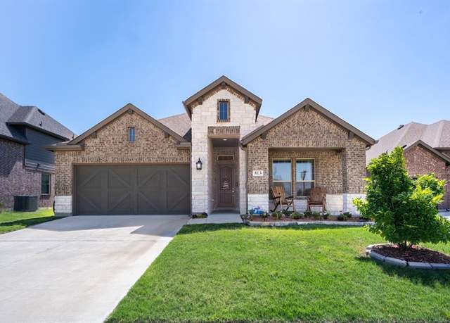 Property at 513 Lake Cove Dr, Little Elm, TX 75068, 4 beds, 2 baths