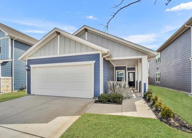 Property at 2105 Rolling Wild Rd, Forney, TX 75126, 3 beds, 2 baths