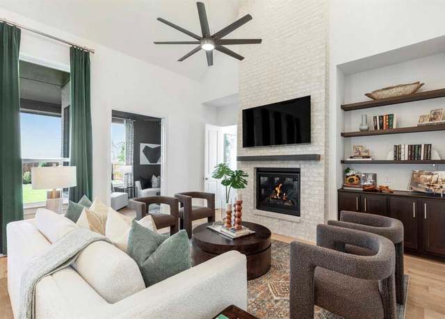 Property at 2210 Railhead Trl, Waxahachie, TX 75165, 4 beds, 3.5 baths