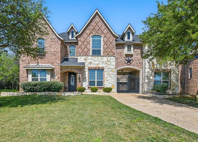 Property at 3060 England Pkwy, Grand Prairie, TX 75054, 4 beds, 4.5 baths