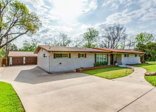 Property at 2840 S Glenbrook Dr, Garland, TX 75041, 3 beds, 3 baths
