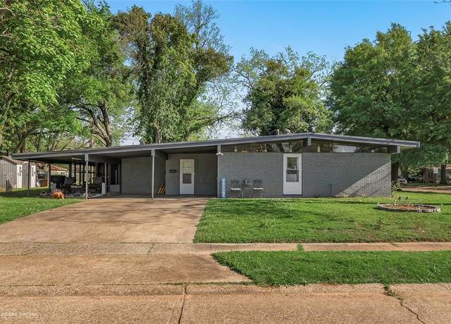 Property at 1713 San Saba St, Bossier City, LA 71112, 3 beds, 1 bath