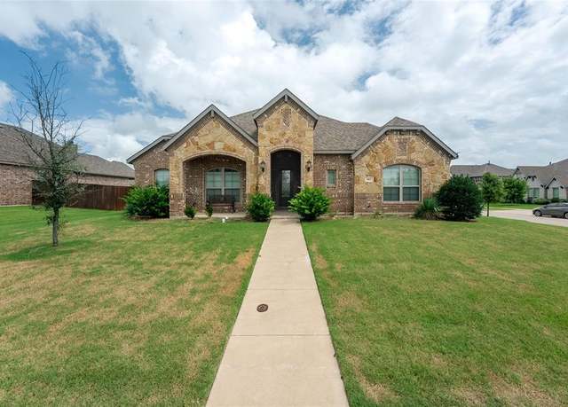 Property at 483 S Hill Dr, Waxahachie, TX 75165, 3 beds, 2.5 baths