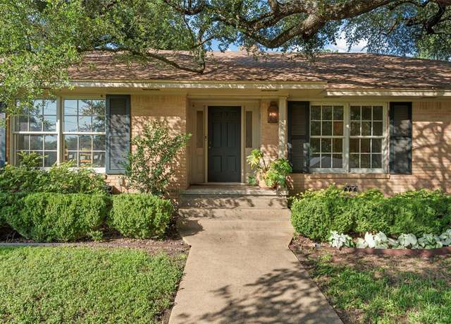 Property at 2524 Wooddale Cir, Waco, TX 76710, 3 beds, 3.5 baths