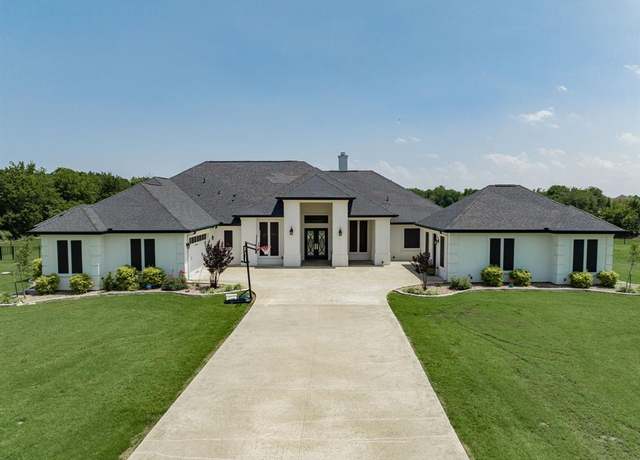 Property at 369 Hidden Pass, Royse City, TX 75189, 5 beds, 5.5 baths