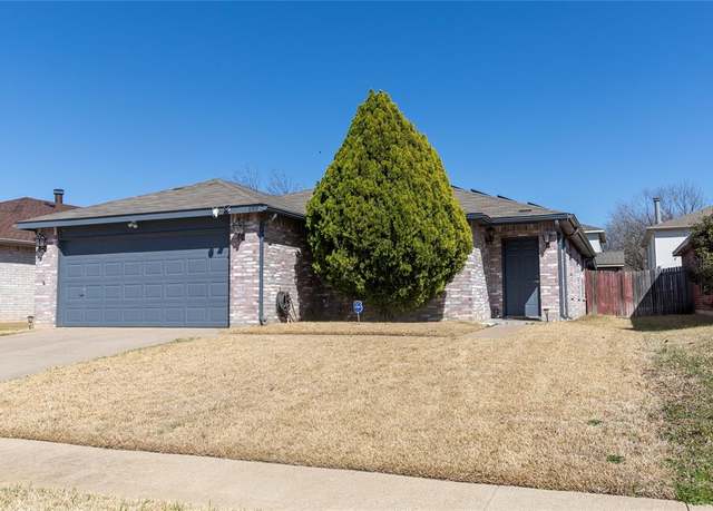 Property at 8705 Hunters Creek Ct, Fort Worth, TX 76123, 3 beds, 2 baths