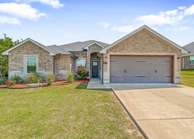 Property at 5107 Terlingua Dr, Granbury, TX 76048, 3 beds, 2 baths