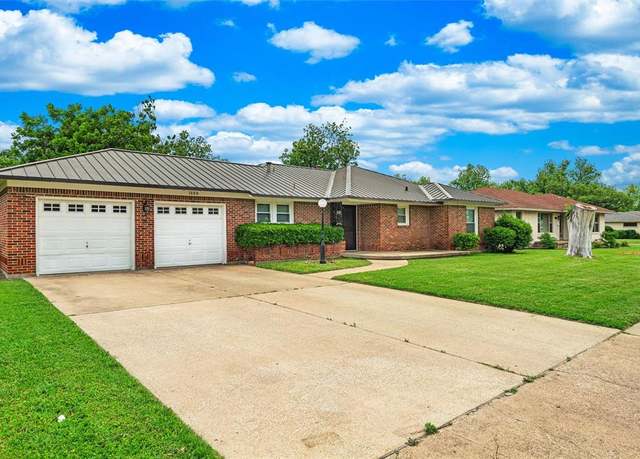 Property at 1808 Morningside Dr, Garland, TX 75042, 3 beds, 2 baths