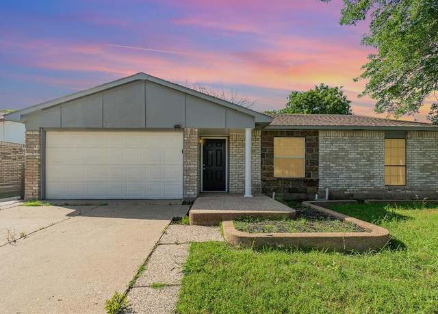 Property at 727 Sunny Slope Dr, Allen, TX 75002, 3 beds, 2 baths