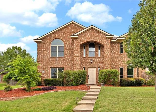 Property at 1645 Ashbourne Dr, Rockwall, TX 75087, 4 beds, 3.5 baths