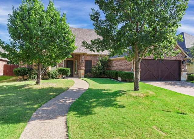 Property at 104 Sawgrass Dr, Willow Park, TX 76008, 3 beds, 2 baths