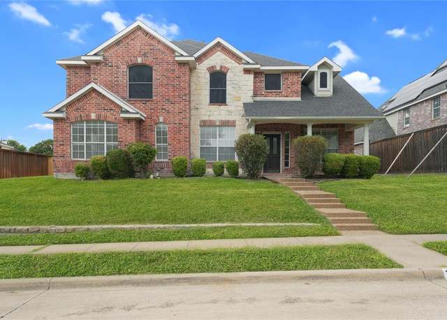 Property at 2613 University Dr, Rowlett, TX 75088, 4 beds, 2.5 baths