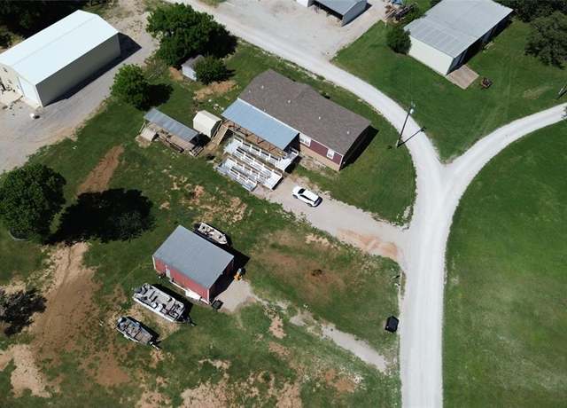 Property at 268 Island Dr, Eastland, TX 76448, 4 beds, 2 baths
