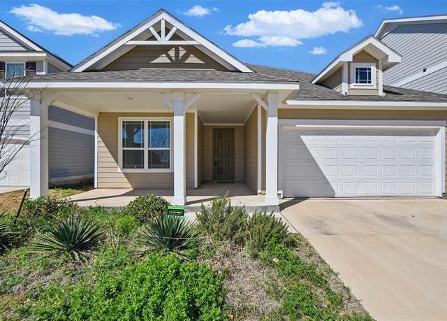 Property at 5909 Hopkins Dr, Providence Village, TX 76051, 3 beds, 2 baths
