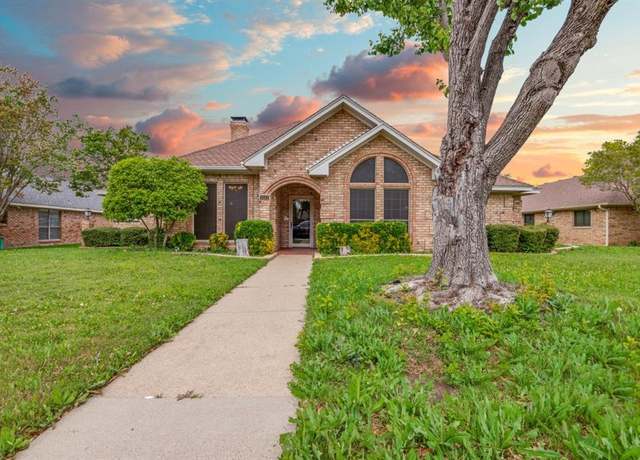 Property at 1417 Thistlewood Dr, Desoto, TX 75115, 3 beds, 2.5 baths