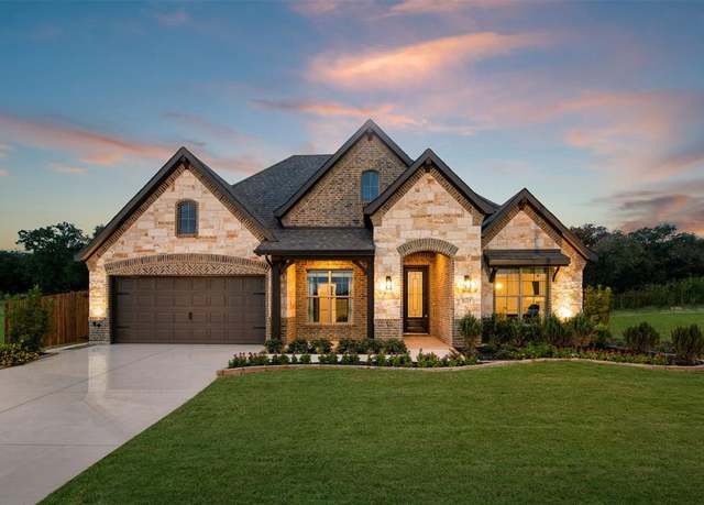 Property at 3117 Blue Hl, Burleson, TX 76028, 3 beds, 2.5 baths
