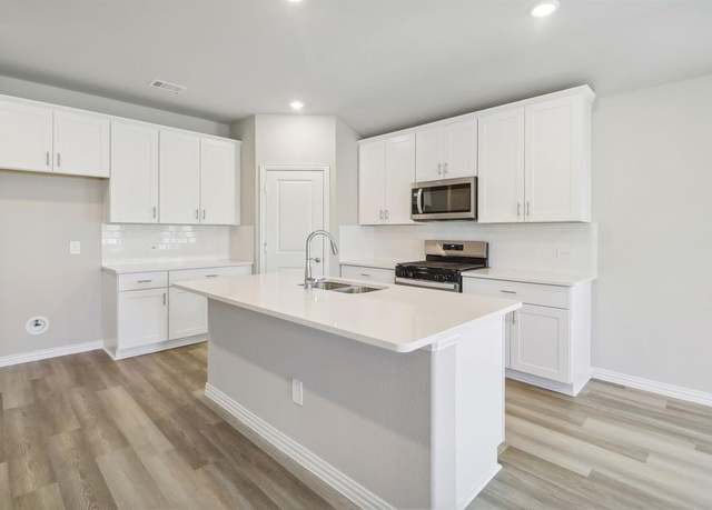 Property at 703 Easthill Dr, Princeton, TX 75071, 4 beds, 3 baths